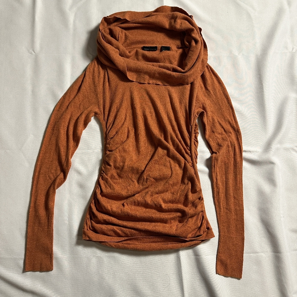 MODA INTERNATIONAL Victoria's Secret Orange Cowl Neck Ruched Side Sweater M